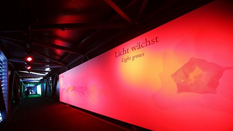 Im neuen Lichtgang kann der Besucher einiges lernen - über sich und das Licht.