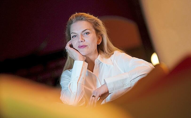 Anna Loos feiert mit neuem Album das Leben.