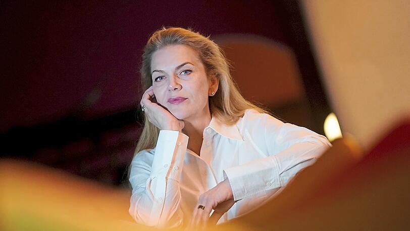 Anna Loos feiert mit neuem Album das Leben. Anna Loos feiert mit neuem Album das Leben.