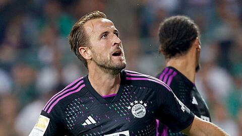 Bayerns Harry Kane bejubelt sein Tor zum 2:0.