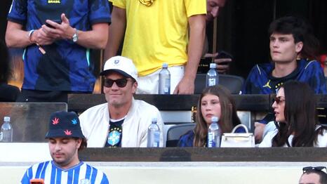 Tom Brady und Tochter Vivian im MetLife Stadium in New Jersey.