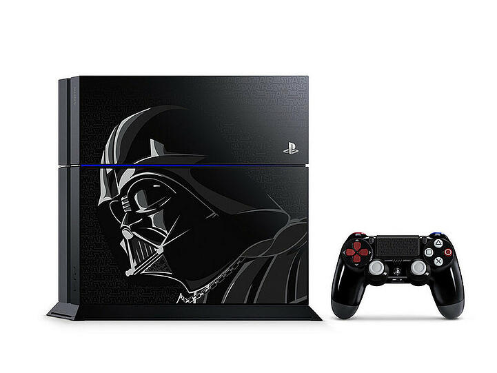 Ein echter Hingucker: Die Playstation 4 im Darth-Vader-Design