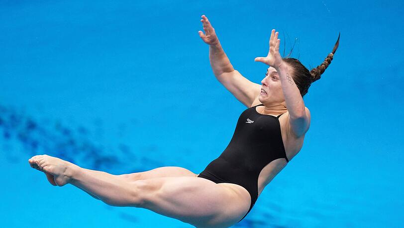 Lena Hentschel  gewinnt mit Synchron-Partner Luis Avila Sanchez gewinnt sie bei der EM Bronze.