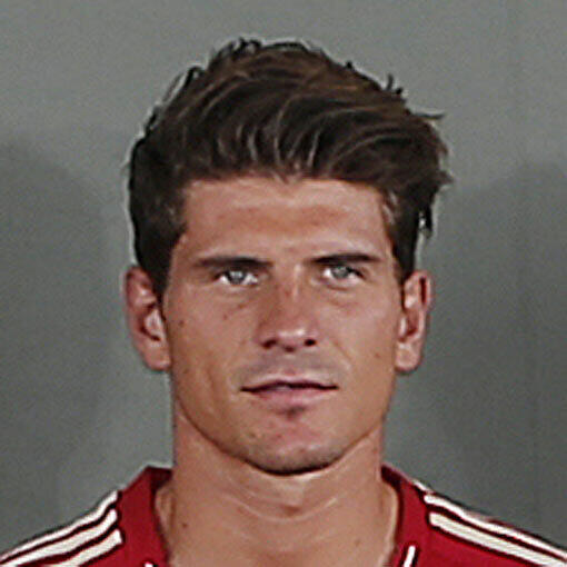 MARIO GOMEZ: Note 4.
Kam in der 74. Minute für Mandzukic. Und machte es nicht besser als sein Vorgänger: Vergab drei dicke Chancen in den Minuten 75, 85 und87. Auch das noch: In der 82. Minute getunnelt worden.