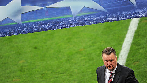 Bayern-Coach Louis van Gaal in der Allianz Arena beim Spiel gegen Inter Mailand