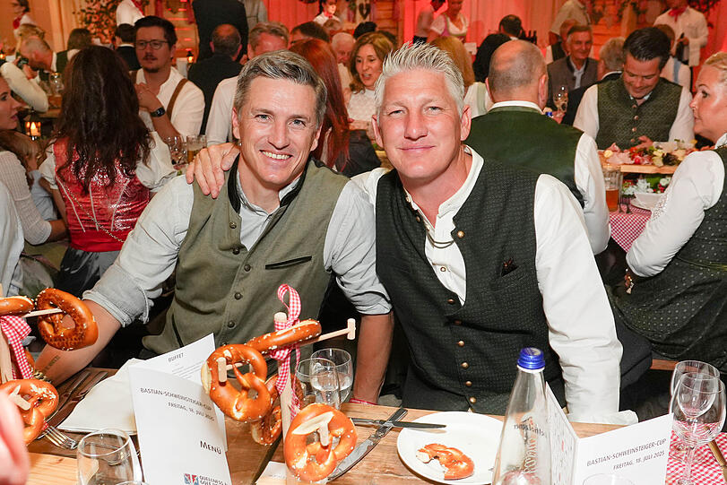 Bastian Schweinsteiger (re.) und sein älterer Bruder Tobias Schweinsteiger.