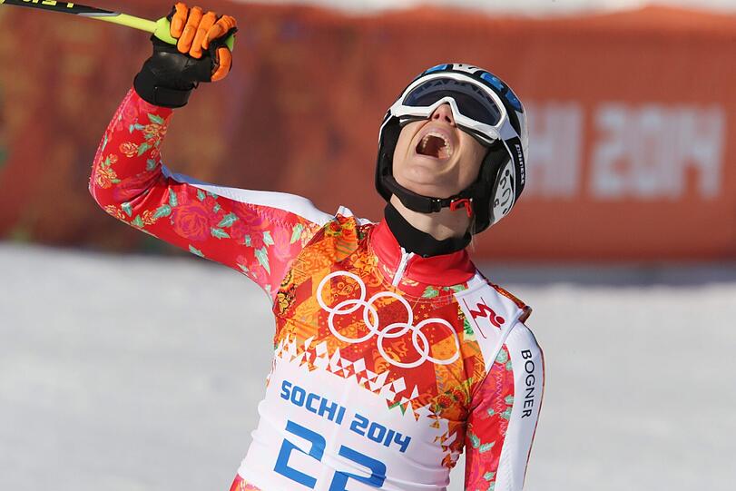 Super-G in Sotschi: So freut sich Maria Höfl-Riesch über ihre Silbermedaille.