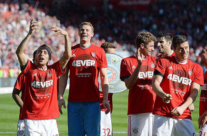 Der 26. Deutsche Meistertitel, die vierte Schale in Folge: So feierten die Bayern den Rekord-Triumph in Ingolstadt - die Bilder.