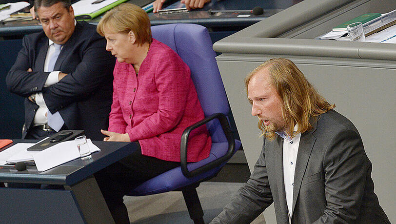 Grüner Flirt: Sitzt statt Sigmar Gabriel ab 2017 Anton Hofreiter an Merkels Seite? Grüner Flirt: Sitzt statt Sigmar Gabriel ab 2017 Anton Hofreiter an Merkels Seite?