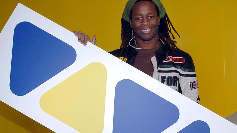 Mola Adebisi gehörte zu den Viva-Moderatoren der ersten Stunde. Er moderierte von 1993 bis 2003 Interaktiv,  VIVA Top 100 und Club R&rsquo;n&rsquo;B. Ein Traumjob, wie der mittlerweile 40-Jährige immer wieder erzählt.