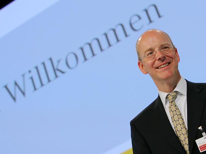 Commerzbank-Chef Martin Blessing: Der Deal wird sein Meisterstück &ndash; oder sein größtes Debakel.