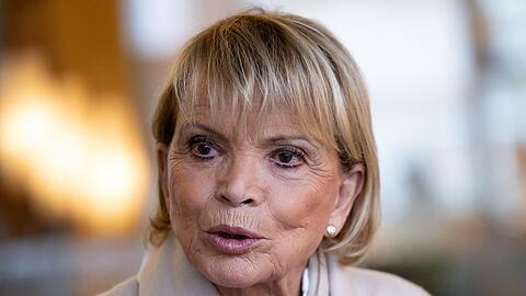Uschi Glas, Schauspielerin, aufgenommen bei einem Interview mit der Deutschen Presse-Agentur.