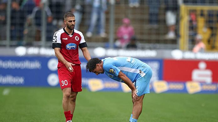 Viktoria-Knipser: Ex-Löwe Serhat-Semih Güler (l., hier mit 1860-Youngster Sean Dulic) blüht in Köln auf.