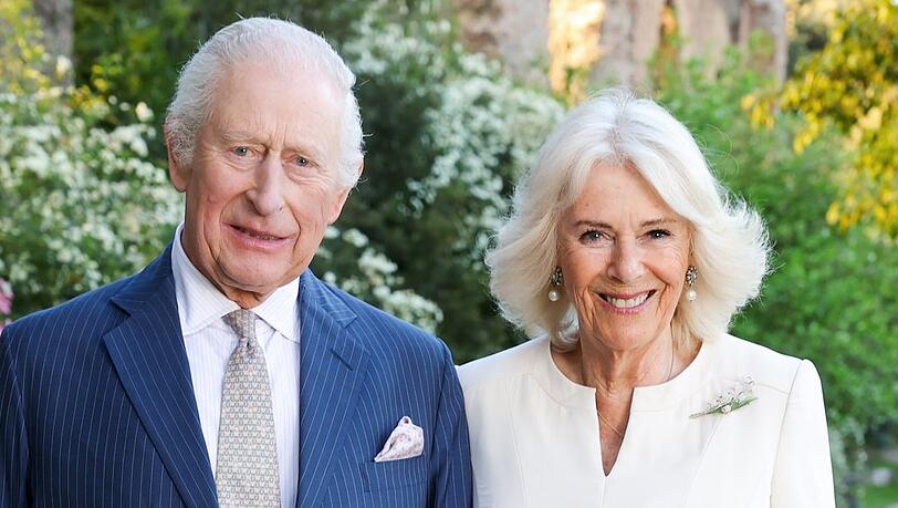 Charles und Camilla feiern ihren 20. Hochzeitstag.