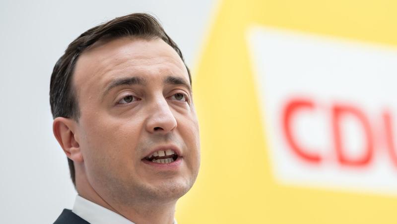 Paul Ziemiak, CDU-Generalsekretär, äußert sich vor der Presse. Foto: Bernd von Jutrczenka/dpa Paul Ziemiak, CDU-Generalsekretär, äußert sich vor der Presse. Foto: Bernd von Jutrczenka/dpa