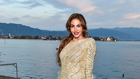 Reality-TV-Star Janina Youssefian nimmt an "Promis unter Palmen" teil.