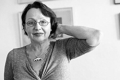 Das Schweigen zum Sprechen bringen: Katja Lange-Müller stellt heute (20 Uhr) im Literaturhaus ihren Briefroman vor.