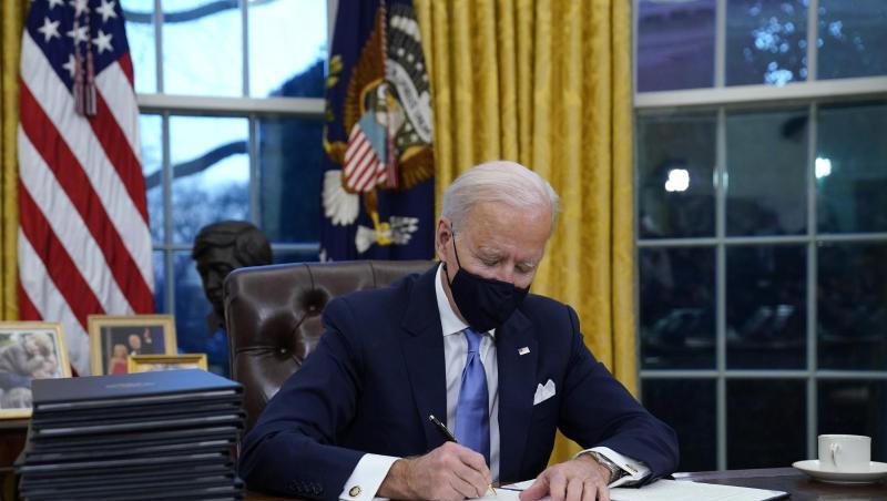 US-Präsident Joe Biden nimmt mehrere umstrittene Entscheidungen seines Vorgängers zurück.