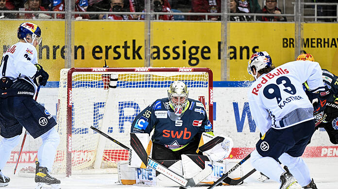 Der EHC setzte sich am Donnerstag in Bremerhaven durch.