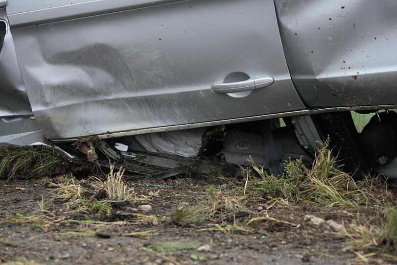 Bei einem Unfall auf der A94 wurden vier Personen verletzt.