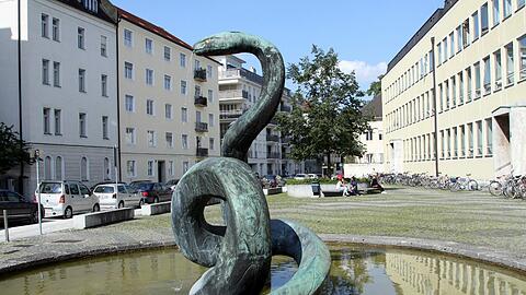 Die Tierklinik in der Königinstraße zieht um.