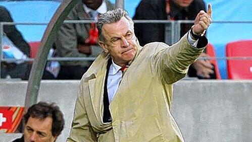„Er macht sich immer Druck“: Ottmar Hitzfeld kann mit der Schweiz ins Achtelfinale einziehen. „Er macht sich immer Druck“: Ottmar Hitzfeld kann mit der Schweiz ins Achtelfinale einziehen.