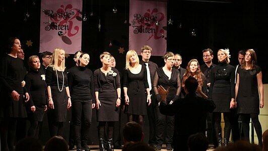 Der Münchner Chor "Rosige Zeiten".