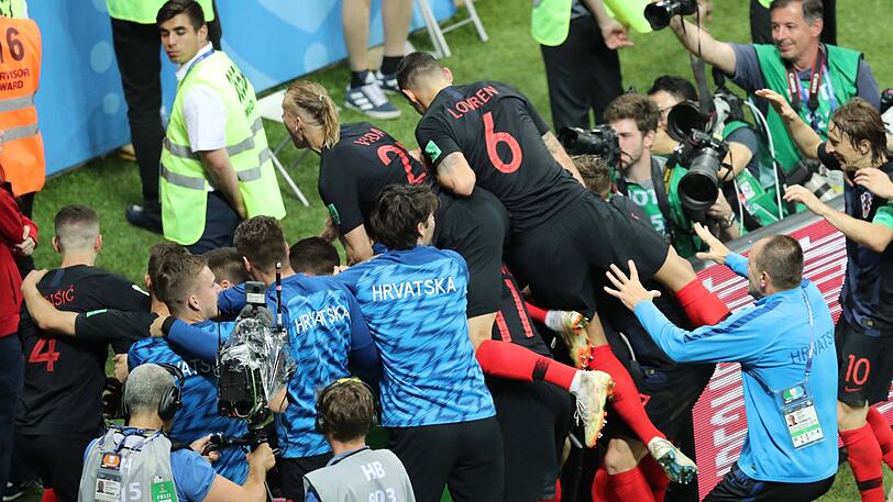 Da wollten wohl zu viele Spieler mitjubeln.