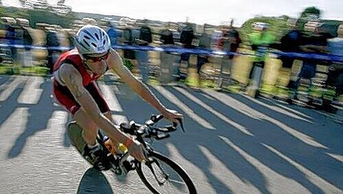 Stimmungsnest Solarer Berg: Auch die Rad-Fans kommen beim Roth Challenge wieder voll auf ihre Kosten. Stimmungsnest Solarer Berg: Auch die Rad-Fans kommen beim Roth Challenge wieder voll auf ihre Kosten.