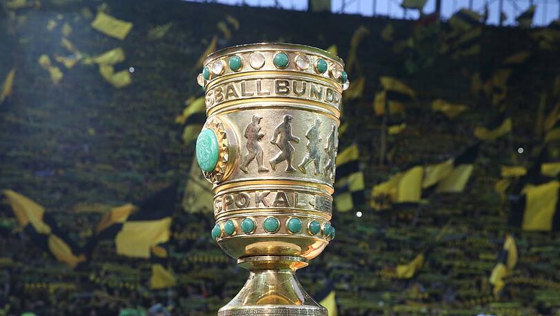 Borussia Dortmund will am 17. Mai in Berlin den DFB-Pokal holen. Im Halbfinale besiegte der BVB den VfL Wolfsburg mit 2:0. Borussia Dortmund will am 17. Mai in Berlin den DFB-Pokal holen. Im Halbfinale besiegte der BVB den VfL Wolfsburg mit 2:0.