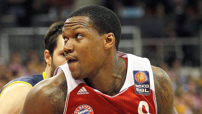 Welcome back: Deon Thompson. Welcome back: Deon Thompson.