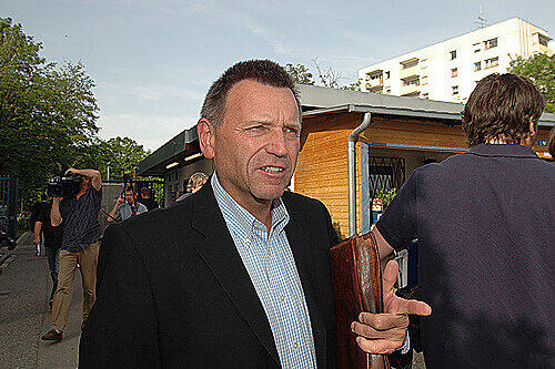 Karl Rau, Chef der Leichtathleten und Mitglied des Aufsichtsrats.