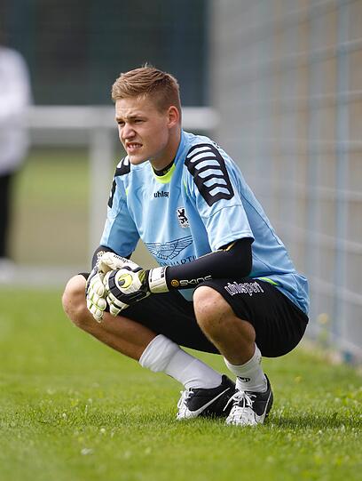 Erstes Training der Löwen in der neuen Trikot-Kollektion von uhlsport - sehen Sie hier die Bilder von der Grünwalder Straße.