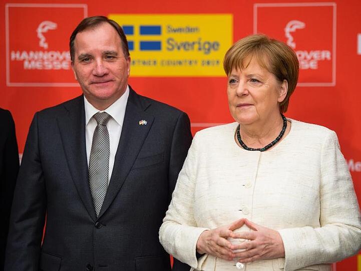 Stefan Löfven, Ministerpräsident des diesjährigen Partnerlandes der Hannover Messe Schweden, und Bundeskanzlerin Angela Merkel (CDU) bei der Eröffnung der Hannover Messe 2019.