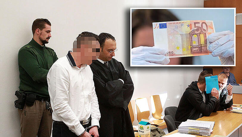 Die beiden Angeklagten im Geldfälscher-Prozess warten mit ihren Verteidigern auf den Prozessbeginn. Das kleine Bild zeigt einen der falschen Fünfziger, die die beiden Männer in einer Garage gedruckt haben. Die beiden Angeklagten im Geldfälscher-Prozess warten mit ihren Verteidigern auf den Prozessbeginn. Das kleine Bild zeigt einen der falschen Fünfziger, die die beiden Männer in einer Garage gedruckt haben.
