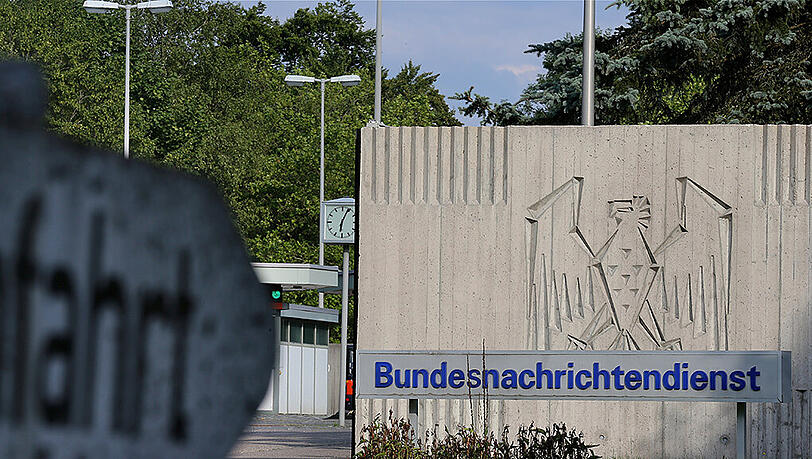 Die Einfahrt zum Gelände des Bundesnachrichtendienstes (BND) in Pullach.