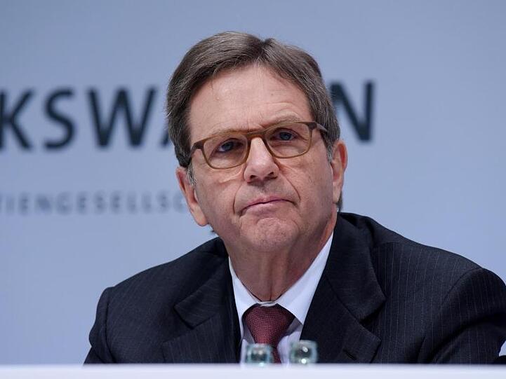 "Der Markt ist eine Herausforderung. Seit Juni fällt jeder Monat schlechter aus", sagte VW-China-Vorstand Jochem Heizmann.
