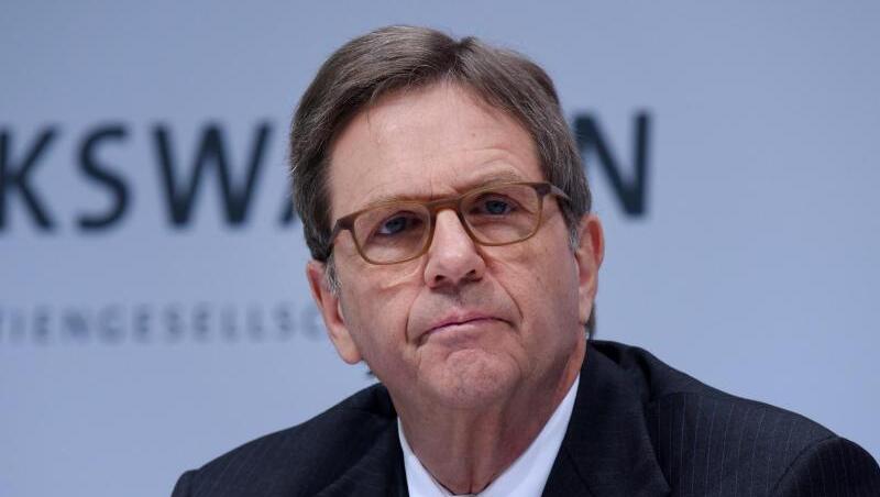 "Der Markt ist eine Herausforderung. Seit Juni fällt jeder Monat schlechter aus", sagte VW-China-Vorstand Jochem Heizmann. "Der Markt ist eine Herausforderung. Seit Juni fällt jeder Monat schlechter aus", sagte VW-China-Vorstand Jochem Heizmann.