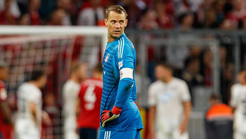 MANUEL NEUER, NOTE 3: Neuer war in seiner ersten Liga-Partie seit September 2017 lange beschäftigungslos – bis zu Szalais Ausgleichsknaller ins lange Eck (57.), der für den Keeper nicht zu halten war. MANUEL NEUER, NOTE 3: Neuer war in seiner ersten Liga-Partie seit September 2017 lange beschäftigungslos – bis zu Szalais Ausgleichsknaller ins lange Eck (57.), der für den Keeper nicht zu halten war.