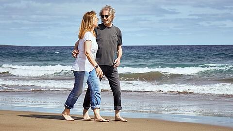 Wolfgang Petry und seine Rosie am Strand