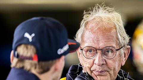 Helmut Marko verneinte die Frage, ob er sich keine Sorgen mache, dass Verstappen bei einem entsprechenden Angebot von Mercedes schwach werden könnte.