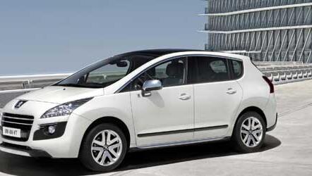 Peugeots Van 3008 Hybrid4 wird der erste Serienwagen mit kombiniertem Diesel-Elektro-Antrieb sein. Peugeots Van 3008 Hybrid4 wird der erste Serienwagen mit kombiniertem Diesel-Elektro-Antrieb sein.