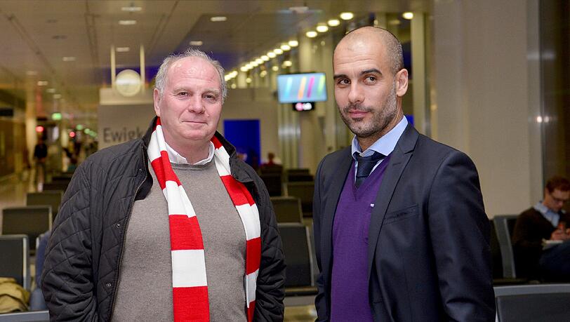 Verteidigt die Arbeit von Pep Guardiola: Uli Hoeneß (l.) Verteidigt die Arbeit von Pep Guardiola: Uli Hoeneß (l.)