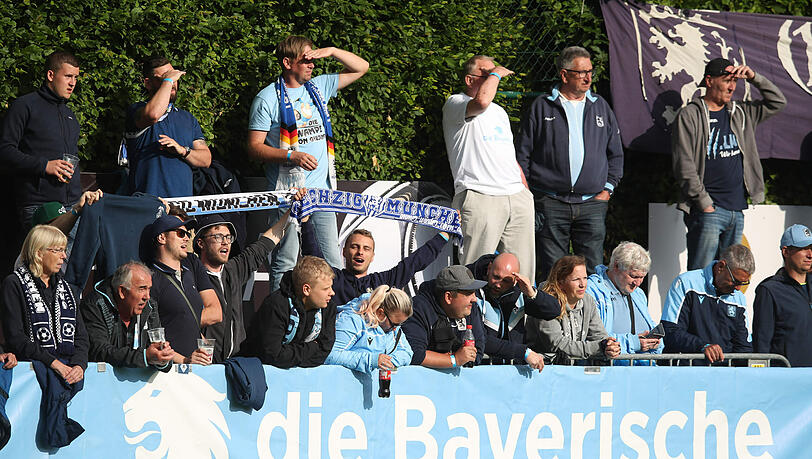 Bei den ersten Testspielen des TSV 1860 durften wieder Fans dabei sein.