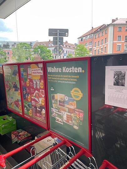 Auch in der Penny-Filiale am Gärtnerplatz in München wird auf die Aktion hingewiesen.