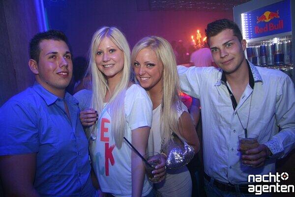 It's Party Time im Americano's. Mehr Bilder unter: www.nachtagenten.de