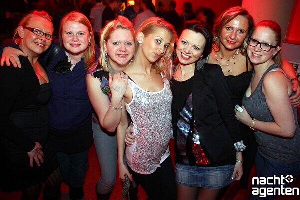 Jeden Samstag heißt es in der Nachtgalerie: Es gibt nur ein Gas&hellip;Vollgas! Mehr Bilder von dieser Party auf: www.nachtagenten.de