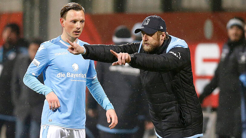 Christian Köppel: Note 3. Betätigte sich zumeist als Ball-zu-Karger-Beförderungsmaschine. Defensivaufgaben erledigte er ebenso zuverlässig.
