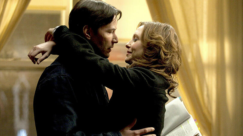 "Henry & Julie - Der Gangster und die Diva": Gangster Henry (Keanu Reeves) hat sich als Schauspieler ausgegeben und probt eine Liebesszene mit seiner Kollegin Julie (Vera Farmiga)