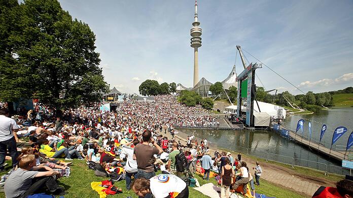 120 Quadratmeter Bild: Ähnlich wie bei der WM 2006 soll der Olympiapark während der Heim-EM ein Anlaufpunkt für Fans werden.